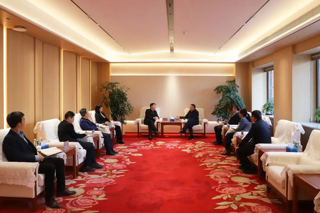 集團領導會見中國誠通黨委副書記、總經理郭祥玉